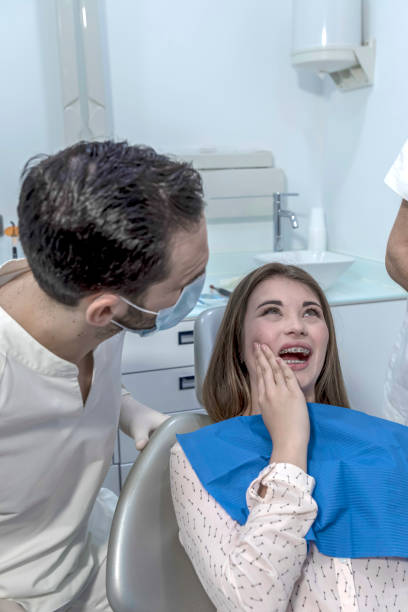 Best Emergency Dental Care for Broken or Chipped Teeth in Freeman, SD